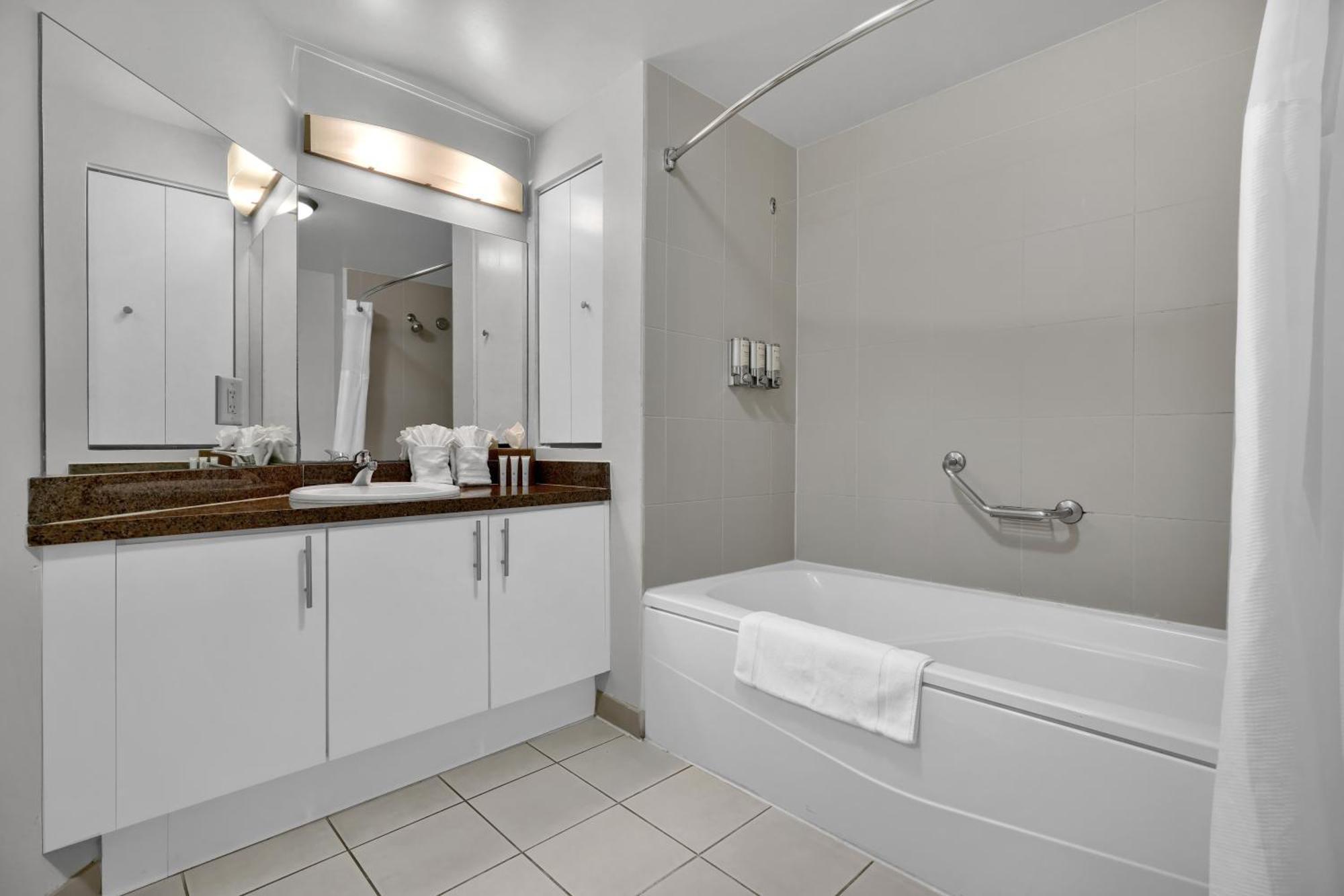 Spectacular Bay View 1 Bed 2 Baths In Grove Villa Miami Exterior photo